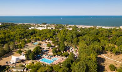 pinetasulmarecampingvillage en early-booking-offer-for-stay-in-a-mobile-home-or-cottage-at-campsite-by-the-sea-in-cesenatico 062
