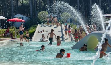 pinetasulmarecampingvillage fr offre-vacances-printemps-camping-cesenatico-avec-piscine 062