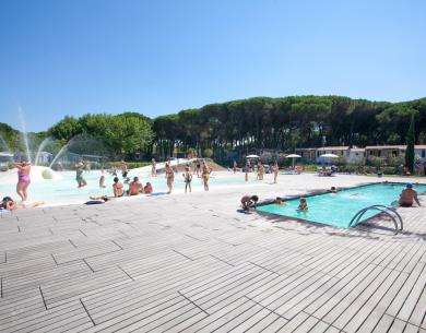 pinetasulmarecampingvillage en june-short-holiday-offer-in-campsite-in-cesenatico-with-children-free-of-charge 041