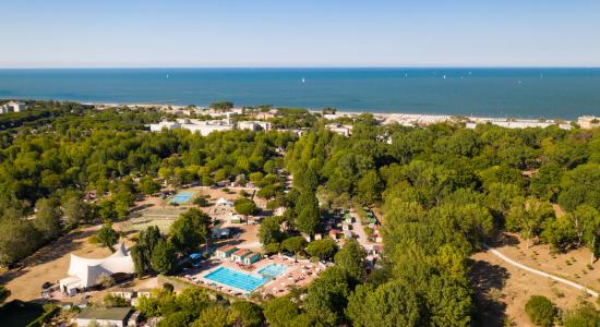 pinetasulmarecampingvillage en june-short-holiday-offer-in-campsite-in-cesenatico-with-children-free-of-charge 037