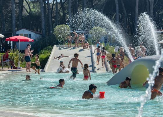 pinetasulmarecampingvillage en offer-camping-cesenatico-with-atlantica-free-for-all-the-family 020