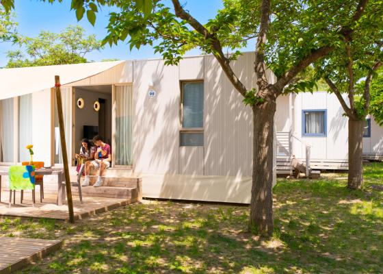 pinetasulmarecampingvillage it offerta-luglio-campeggio-cesenatico-con-case-mobili-e-cottage-fino-a-4-persone-piscina-e-animazione 021