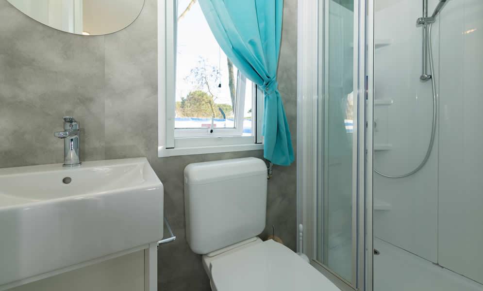 pinetasulmarecampingvillage en mobile-homes-cottages-camping-cesenatico 022